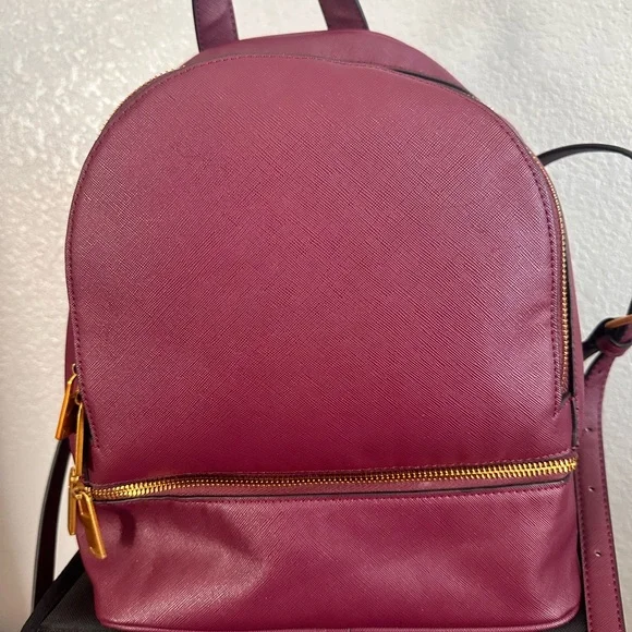 Neiman Marcus | Bags | Neiman Marcus Red And Gold Backpack  display picture 3